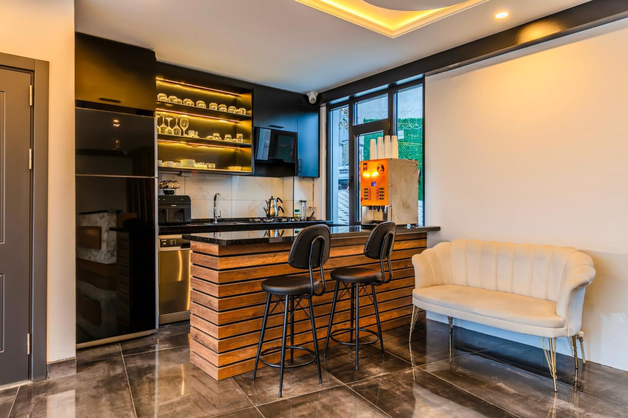 Solin Airport Hotel Arnavutkoy المظهر الخارجي الصورة